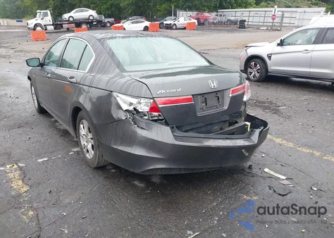 2011 Honda Accord 2.4 Lx from USA, damaged, VIN 1HGCP2F36BA065441